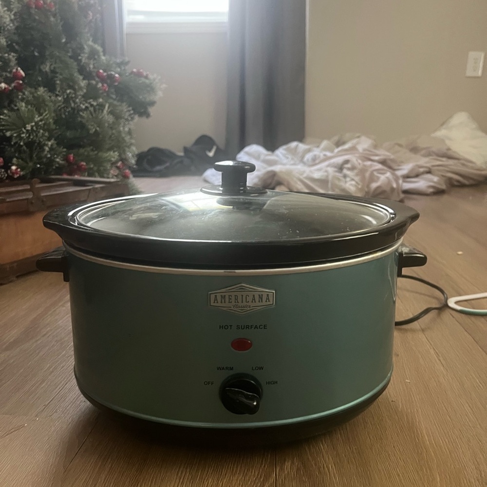 Americana Blue Slow Cooker